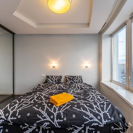 Luxury Apartment, Dniprovska Embankment26, Sokorki キエフ エクステリア 写真